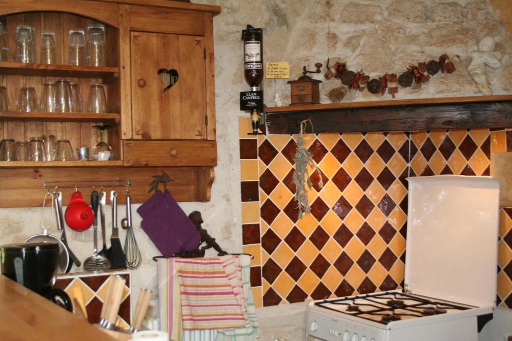 Chambre D'Hotes La Romarine Barnave Luaran gambar
